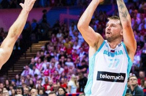 本届欧洲杯得分榜前十均有NBA背景 东契奇领衔